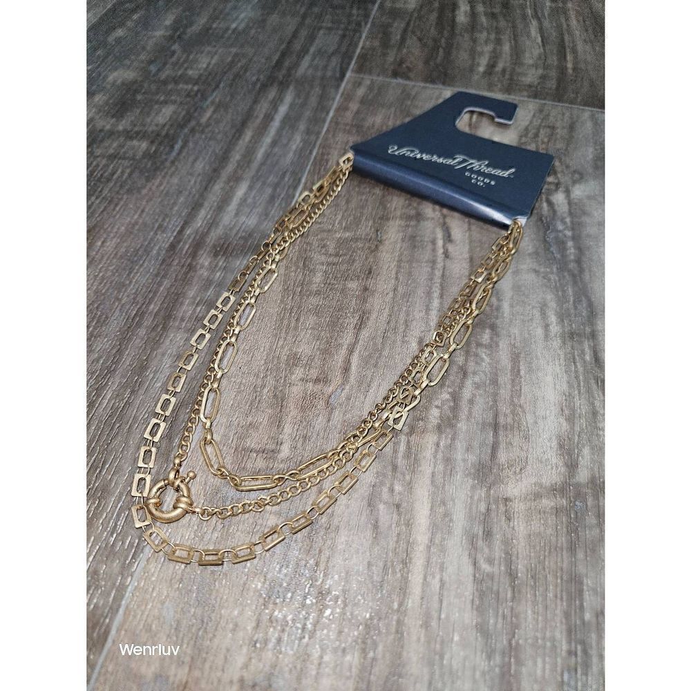 Universal Thread Layered Necklace New - Picture 2 of 2